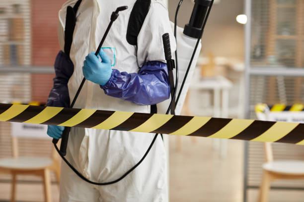 Professional Biohazard Cleanup technician working in Lakewood, IL
